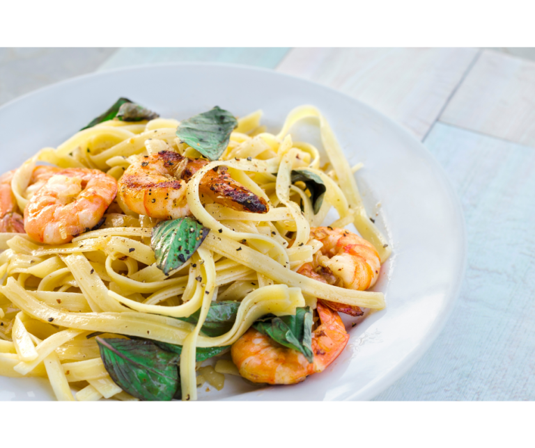Pasta con Almejas y Gambas